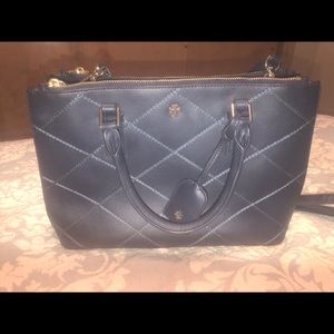 TORY BURCH NAVY DOUBLE ZIP PURSE!!!!